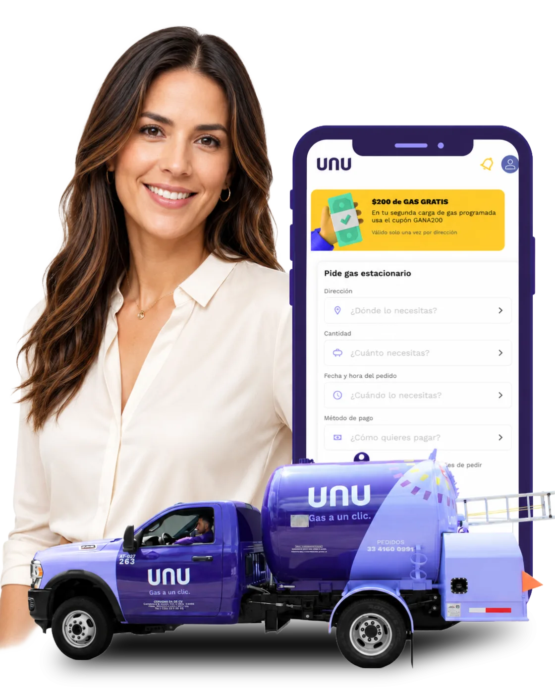 Clienta de UNU con la app, la pipa y el tanque estacionario