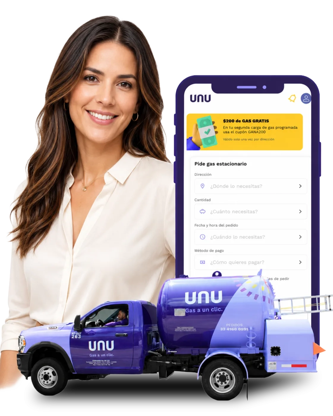 Operador de UNU cargando un tanque de gas LP estacionario